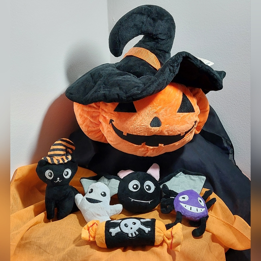 Morismos Plush Pumpkin has Zippered Pouch w/5 Small Halloween Plushies NWT